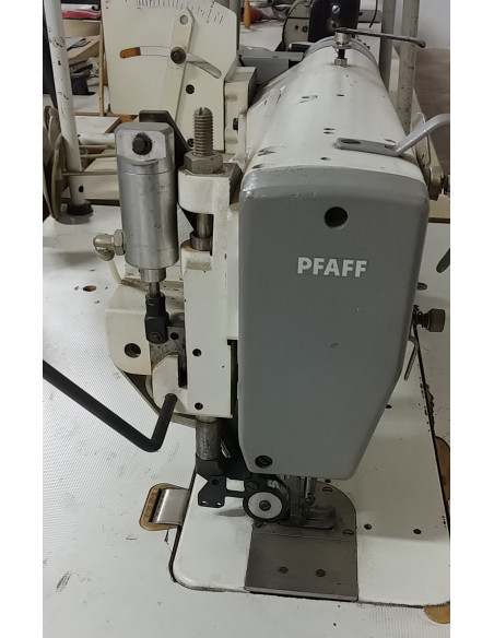 PFAFF 748 , LINEARE CON PULLER E DIFFERENZIALE