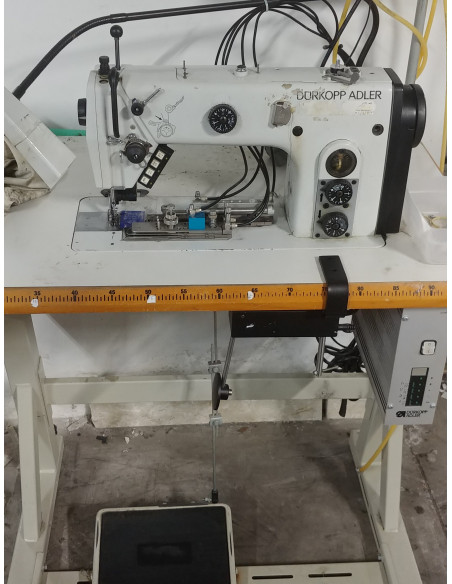 DURKOPP 273 , LINEARE CON PULLER E PINZA