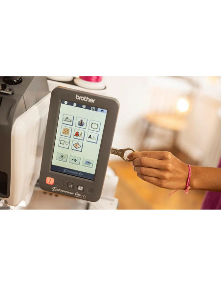 brother pr1 ricamatrice